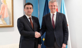 El Embajador Sos Avetisyan se reunió con el Presidente de la Junta de Galicia