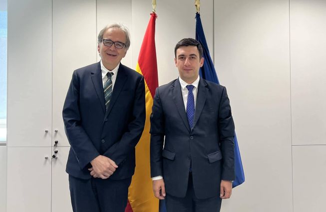 El Embajador Sos Avetisyan se reunió con el Ministro de Universidades de España