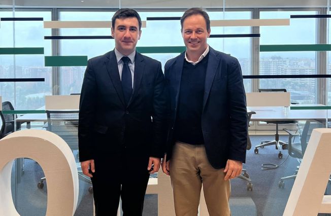 Դեսպան Սոս Ավետիսյանը հանդիպել է իսպանական OHLA ընկերության կորպորատիվ տնօրենի հետ