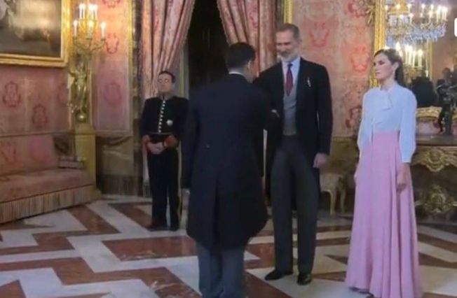 El Embajador Sos Avetisyan asistió en el Palacio Real a la recepción, con motivo del Año Nuevo