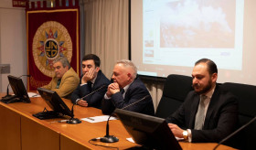 Se celebró la conferencia titulada "La tragedia política y humanitaria en Nagorno-Karabaj"